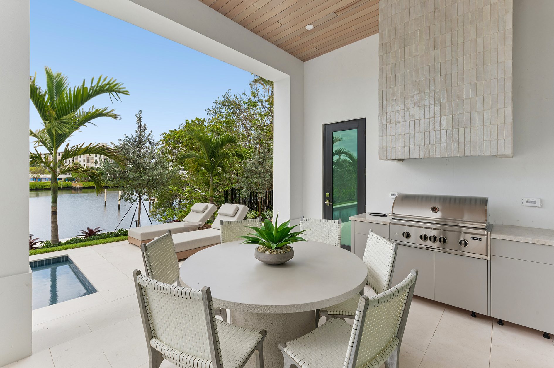 Outdoor kitchen on Hypoluxo Island, Lantana — built by Varga Homes